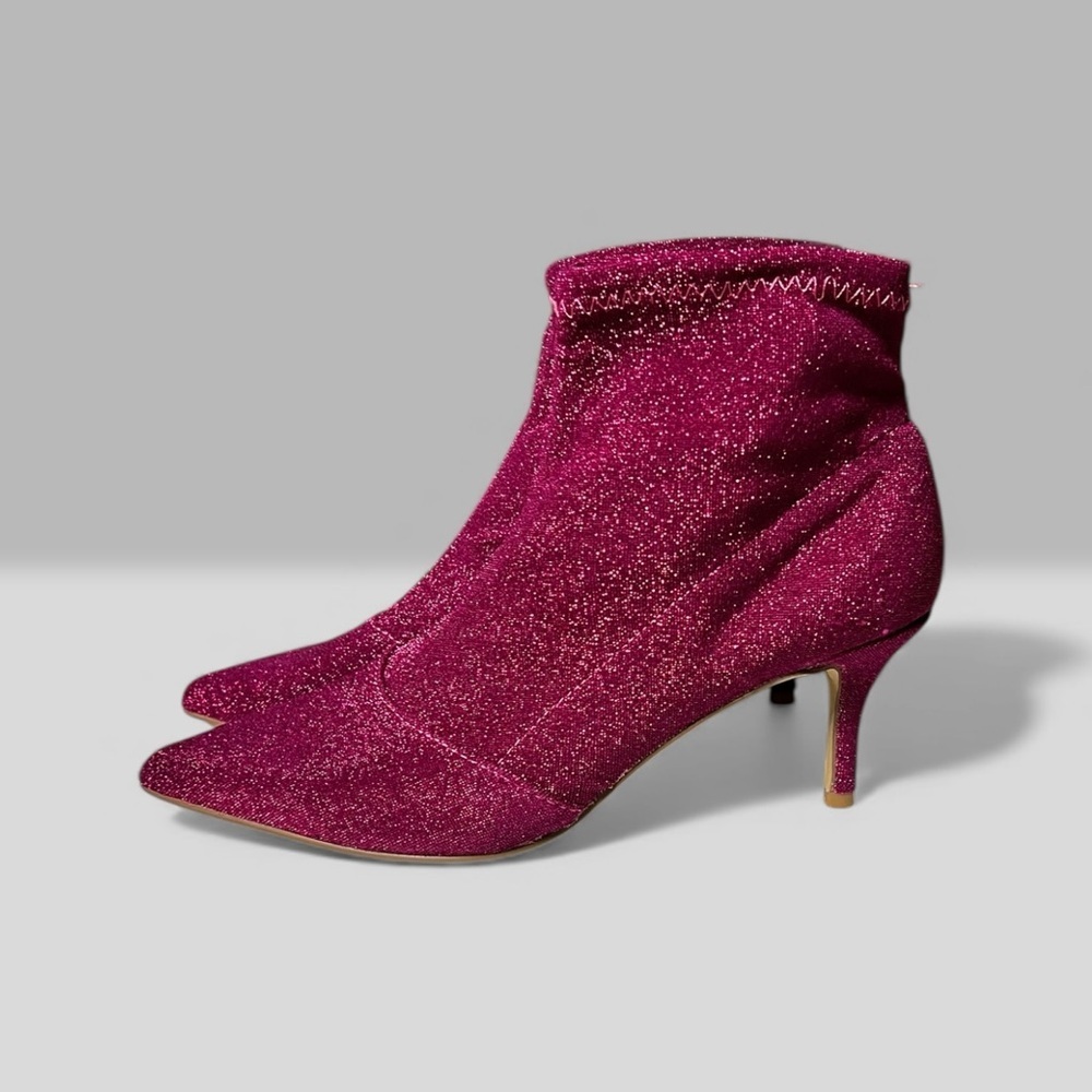 🌻Charles by Charles David Amstel Bootie in Fuchsia Glitter Women's Size 6